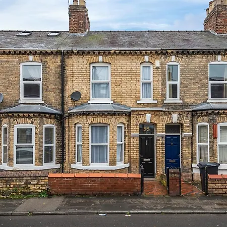 Feriehus Stylish And Modern House With Original Period Charm York